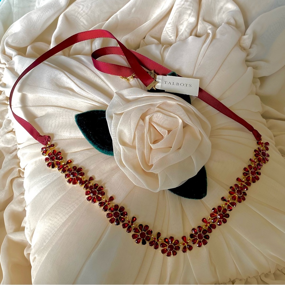 Talbots NWT Simulated Gold and Garnet Long Necklace
